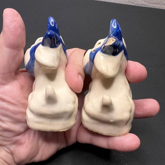 Vintage Ceramic Dog Salt & Pepper Shakers With Blue Bow Design Table Decor Retro - Picture 8 of 15